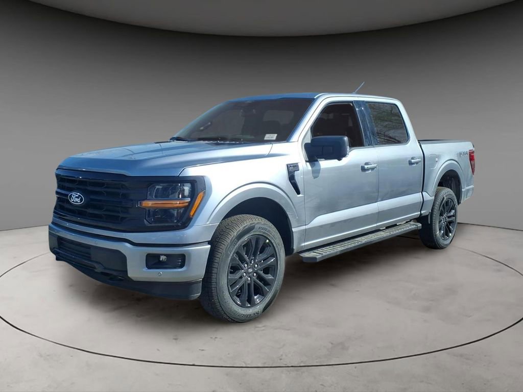 New 2026 Ford F150 XLT w/ Equipment Group 302A MID