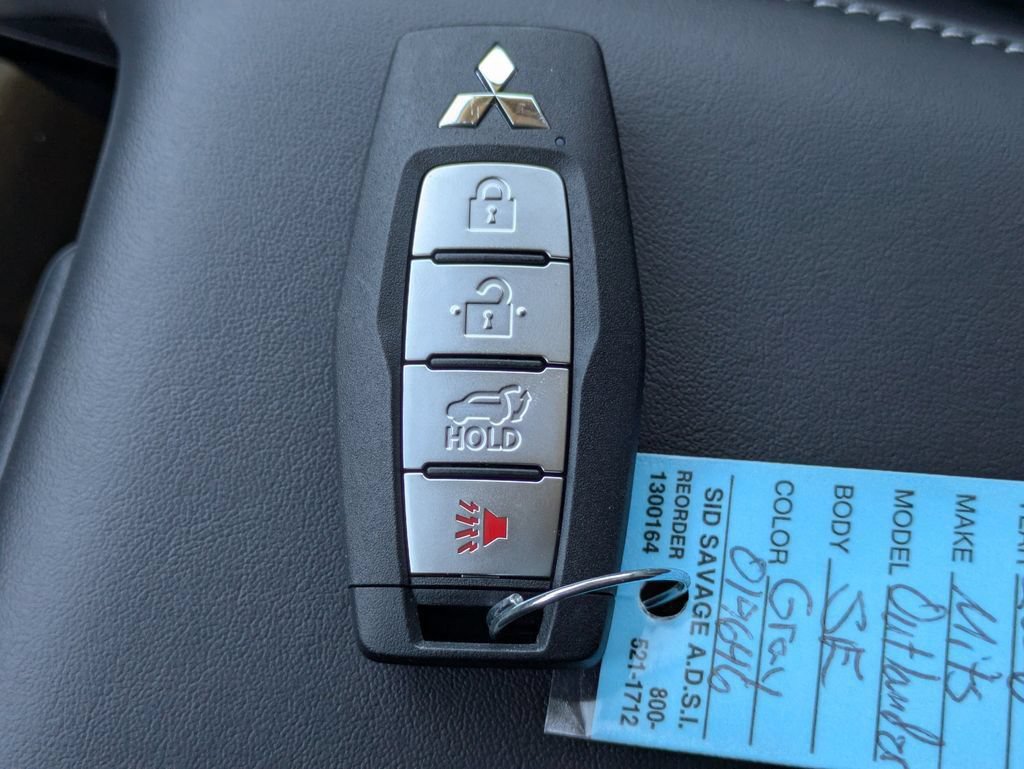 Used 2026 Mitsubishi Outlander SE FWD image 34