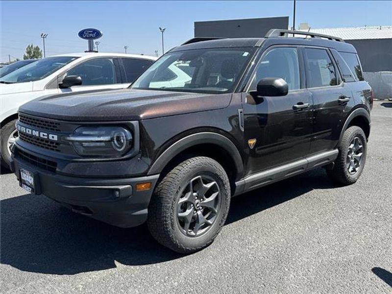 Used 2021 Ford Bronco Sport Badlands AWD/4WD image 3