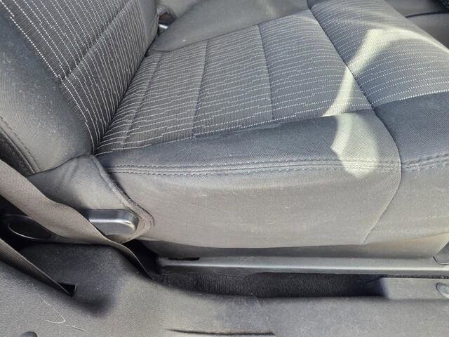 Used 2012 Jeep Wrangler Sahara image 34