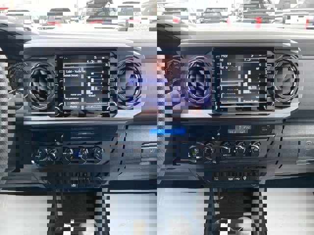 Used 2023 Toyota Tacoma TRD Sport image 29