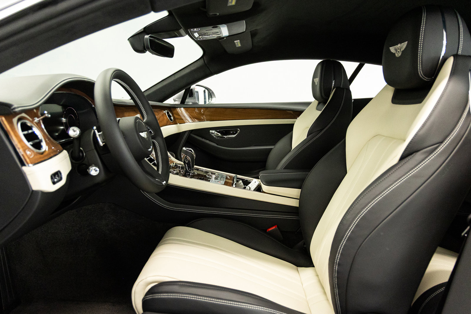 New 2026 Bentley Continental GT AWD/4WD image 26