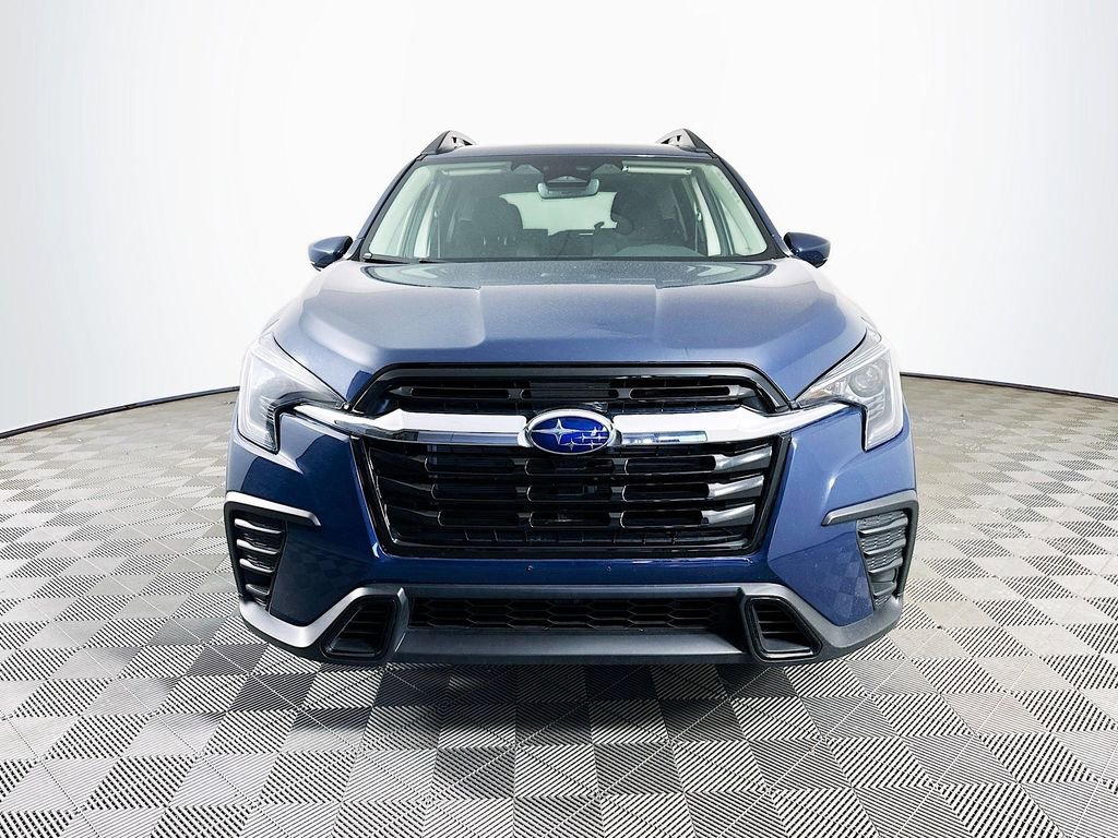Used 2025 Subaru Ascent Premium image 4