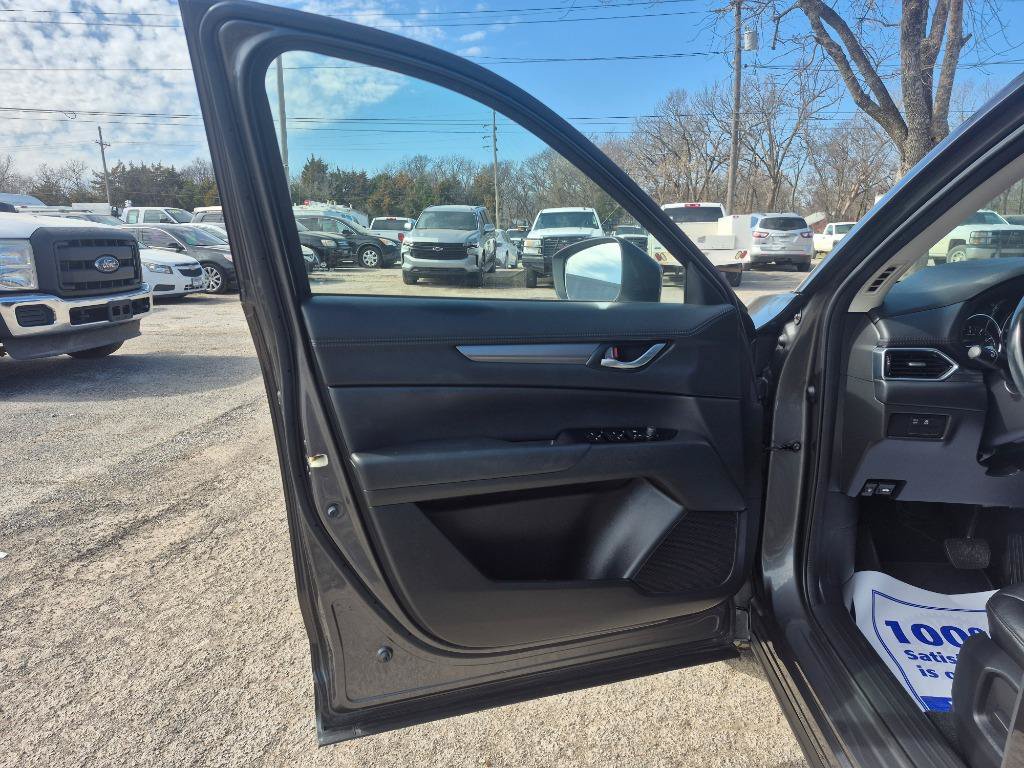 Used 2018 MAZDA CX-5 Touring FWD image 12