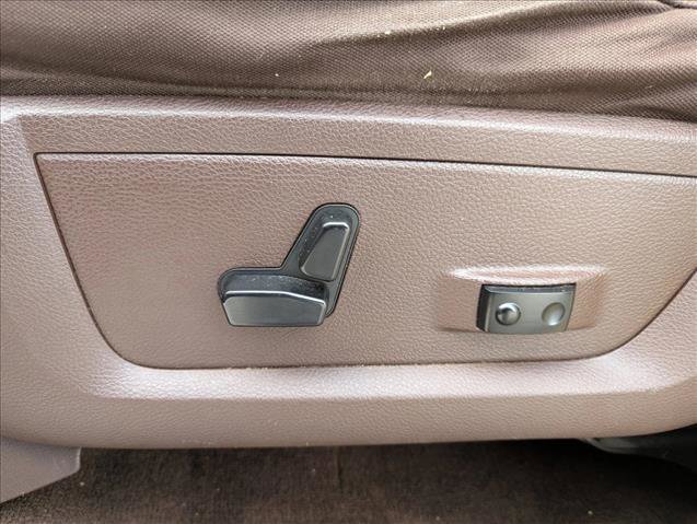 Used 2014 RAM 1500 Outdoorsman image 11