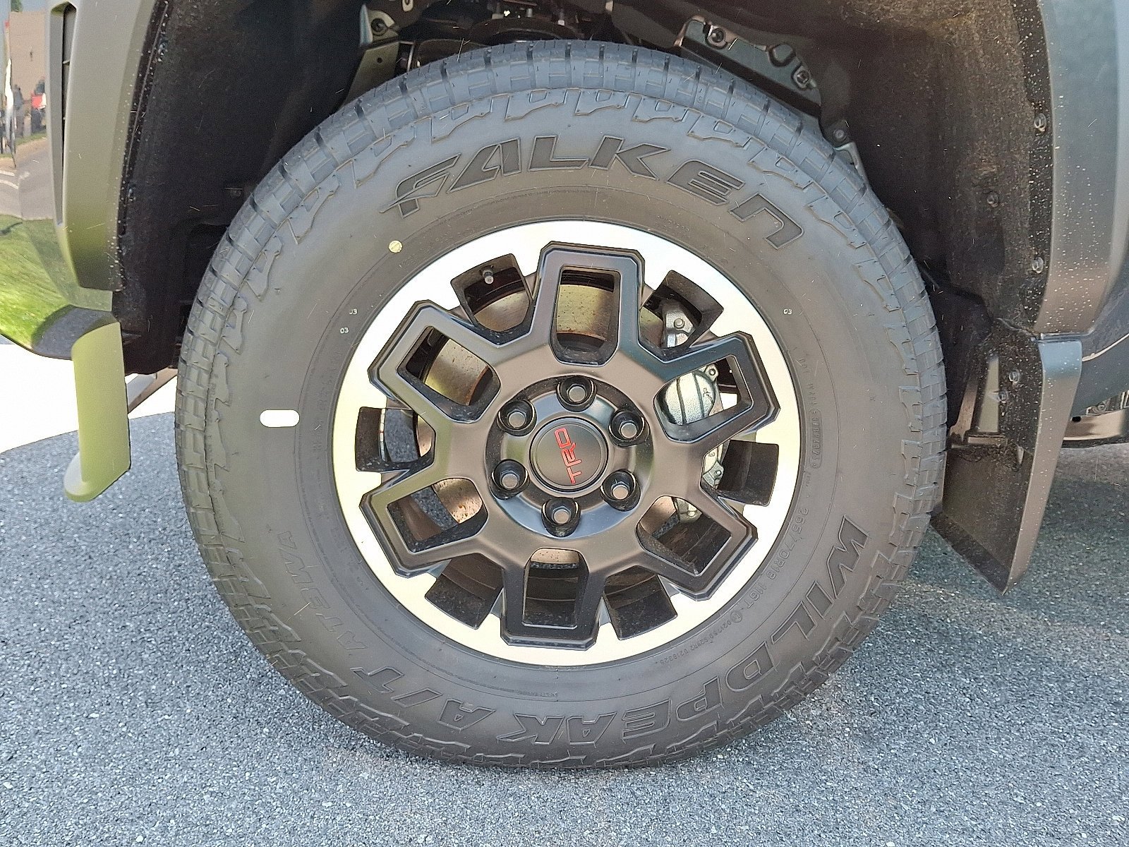 New 2026 Toyota Tacoma TRD Off-Road AWD/4WD image 4