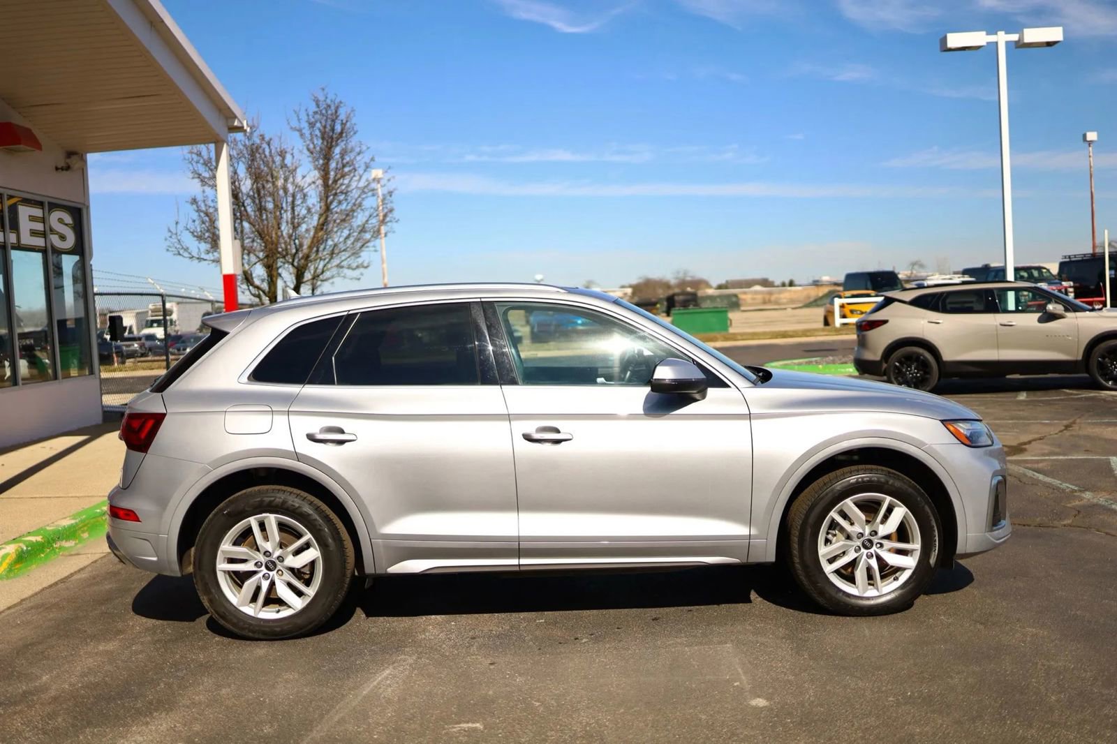 Used 2023 Audi Q5 2.0T Premium image 4