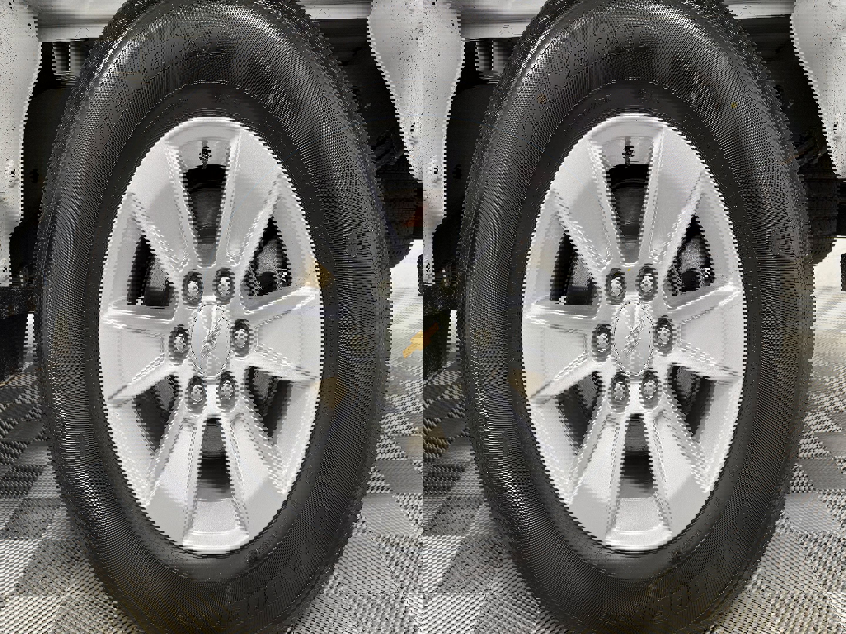 Used 2025 Chevrolet Silverado 1500 W/T image 22