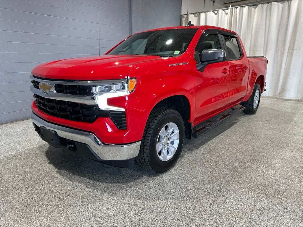 Certified 2022 Chevrolet Silverado 1500 LT AWD/4WD image 5