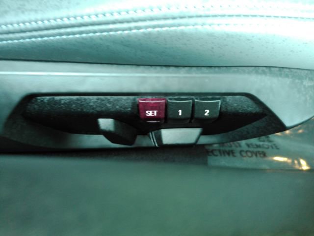 Used 2019 BMW i8 Roadster image 23