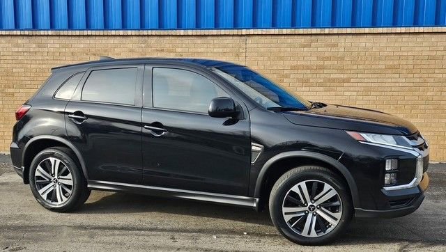 Used 2023 Mitsubishi Outlander Sport ES image 3