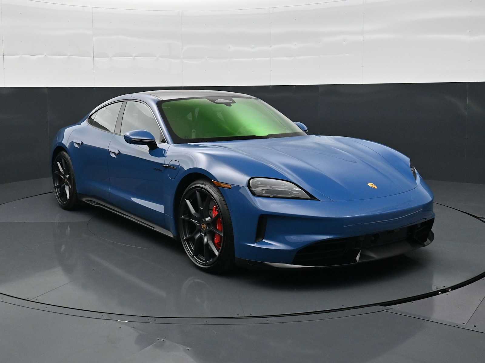 New 2026 Porsche Taycan GTS AWD/4WD image 28