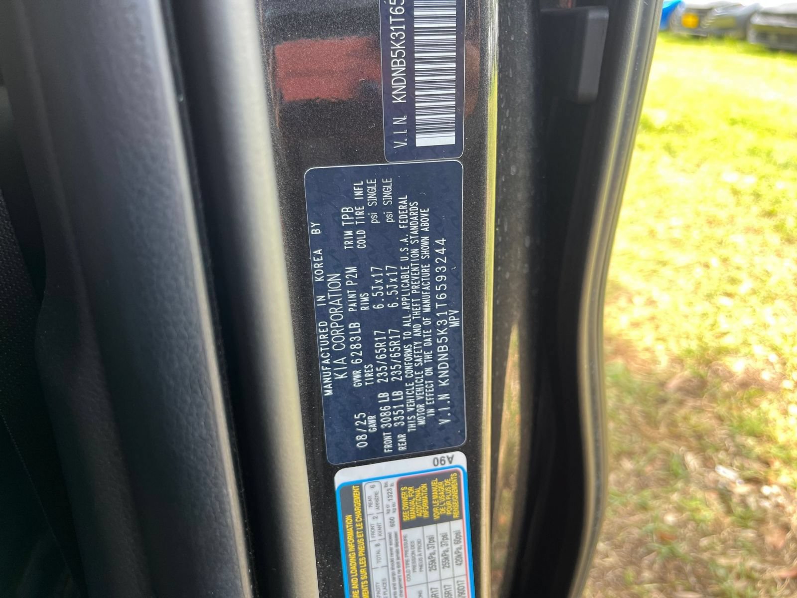 Used 2026 Kia Carnival FWD image 30