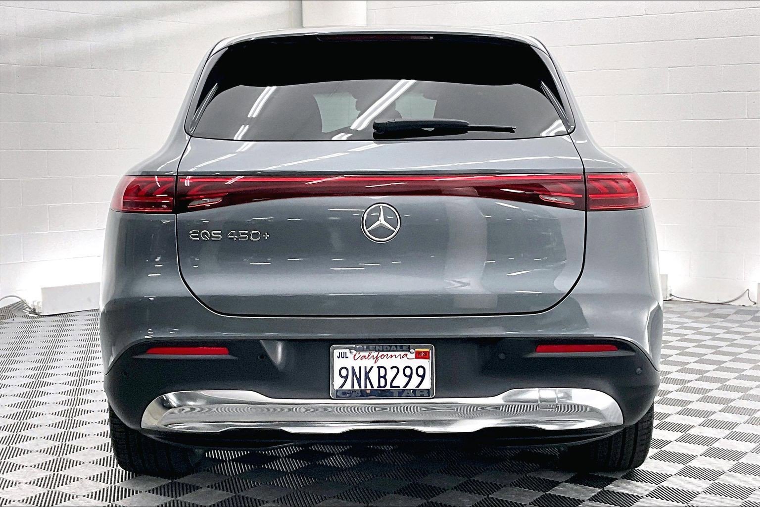 Certified 2024 Mercedes-Benz EQS 450+ SUV image 3