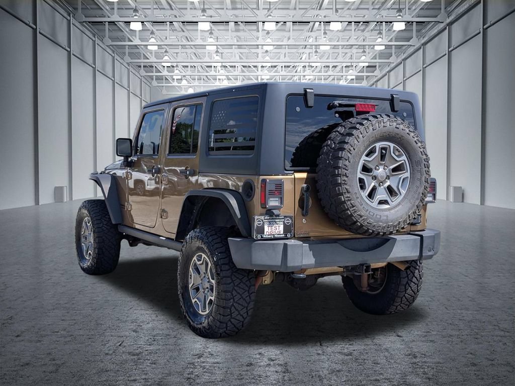 Used 2015 Jeep Wrangler Unlimited Rubicon w/ Max Tow Package AWD/4WD image 10