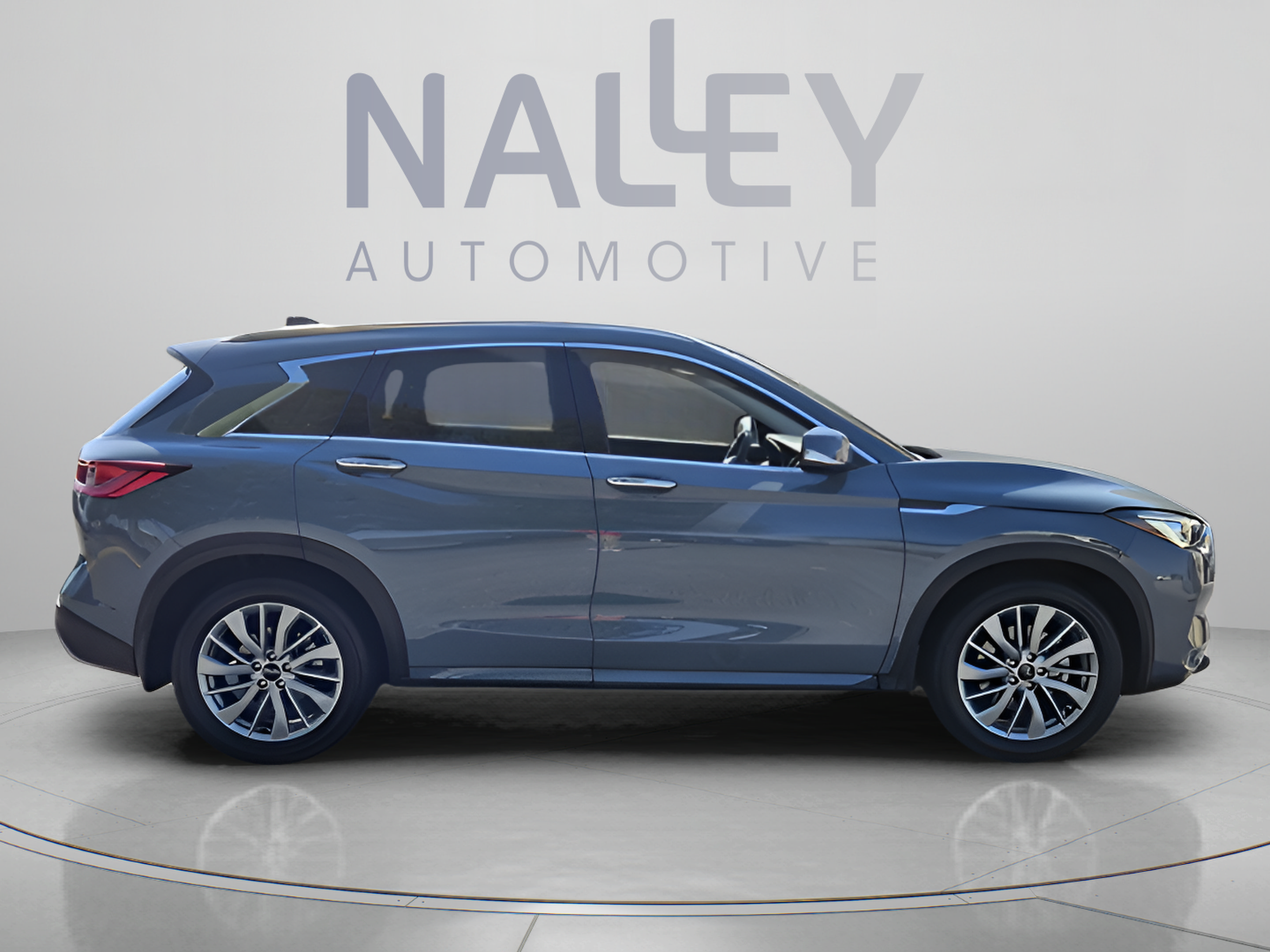 Used 2024 INFINITI QX50 Luxe FWD image 6