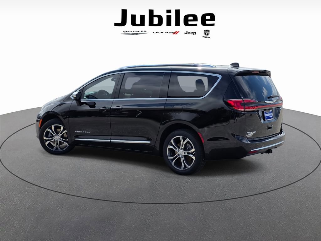 New 2026 Chrysler Pacifica Pinnacle w/ Trailer Tow Group image 4