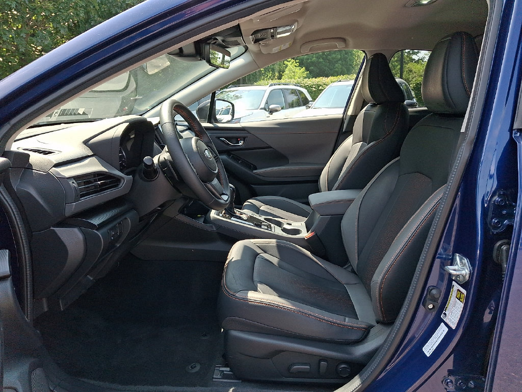 Used 2025 Subaru Crosstrek 2.5i Limited AWD/4WD image 13