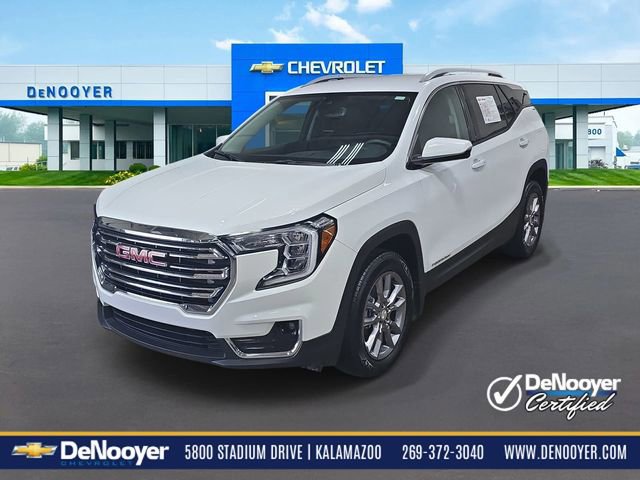 Used 2023 GMC Terrain SLT w/ Infotainment Package II AWD/4WD image 1