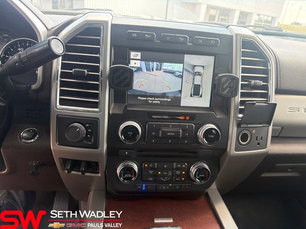 Used 2017 Ford F350 King Ranch w/ King Ranch Ultimate Package AWD/4WD image 12