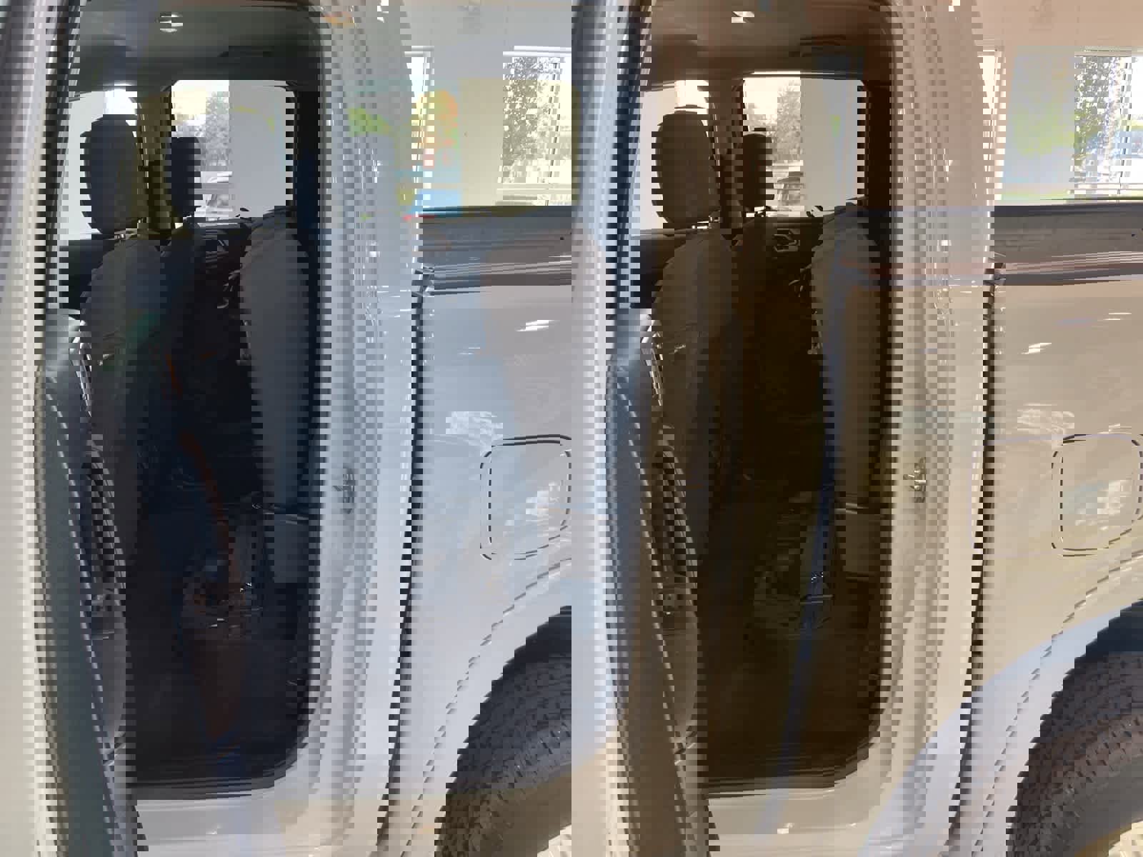 Used 2022 Ford Ranger XLT w/ Equipment Group 301A Mid image 24