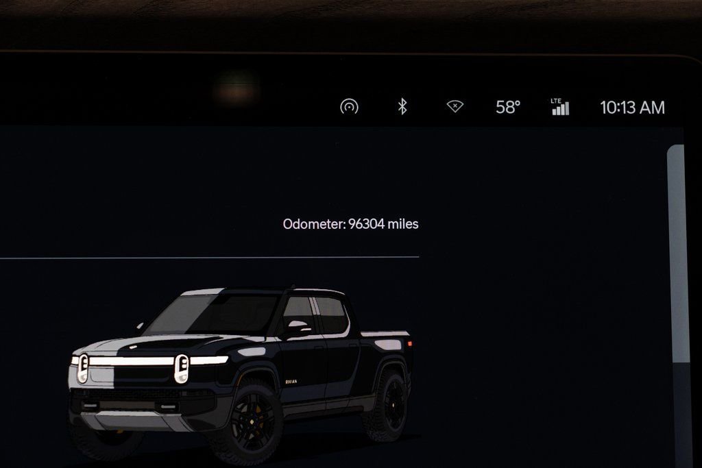 Used 2022 Rivian R1T Adventure image 41