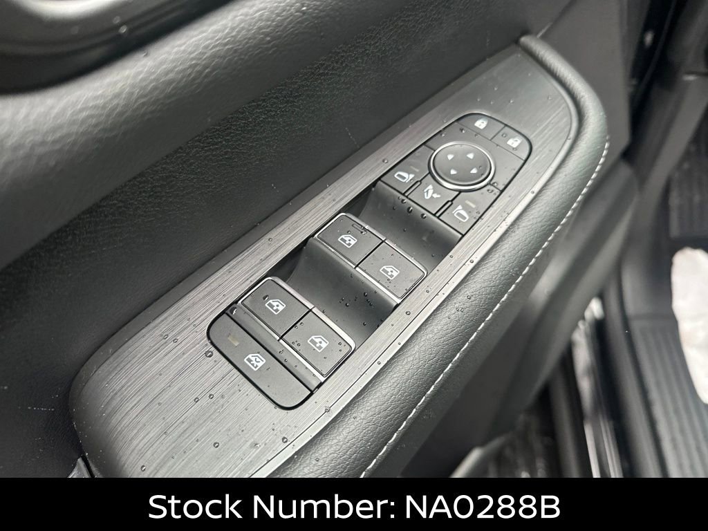New 2026 Nissan Armada SL w/ Captain's Chari Seat Package AWD/4WD image 9