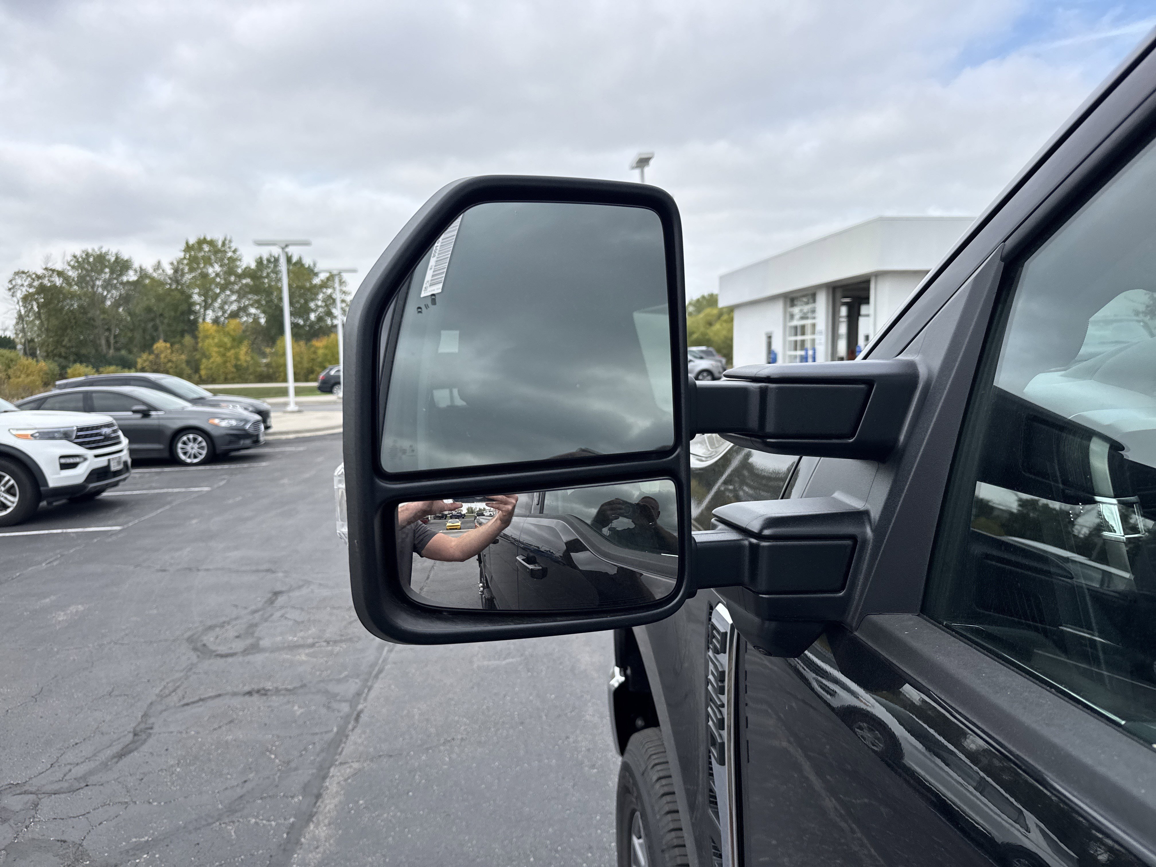 New 2026 Ford F350 Lariat image 24