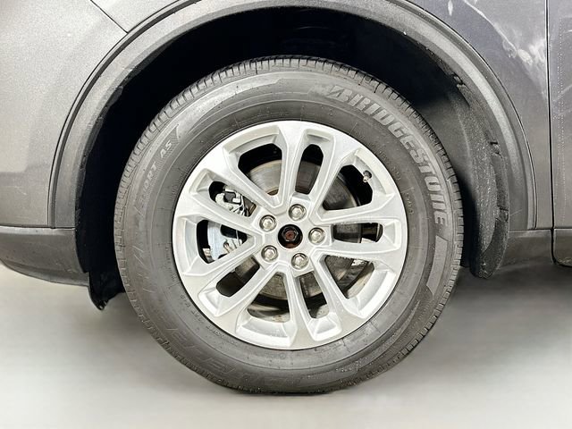 Used 2020 Ford Escape SE image 32