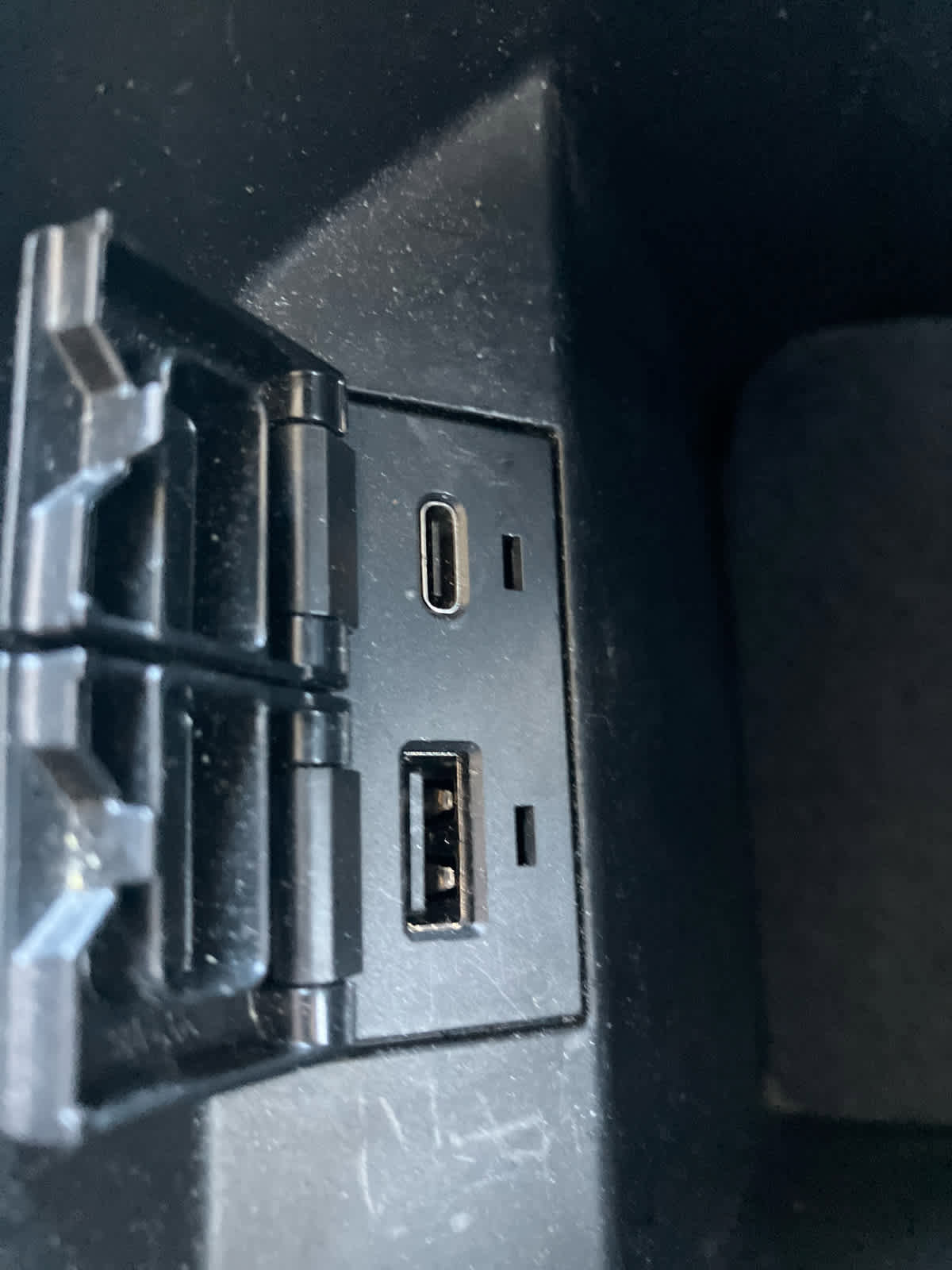 Used 2023 Toyota Camry LE w/ Convenience Package image 28