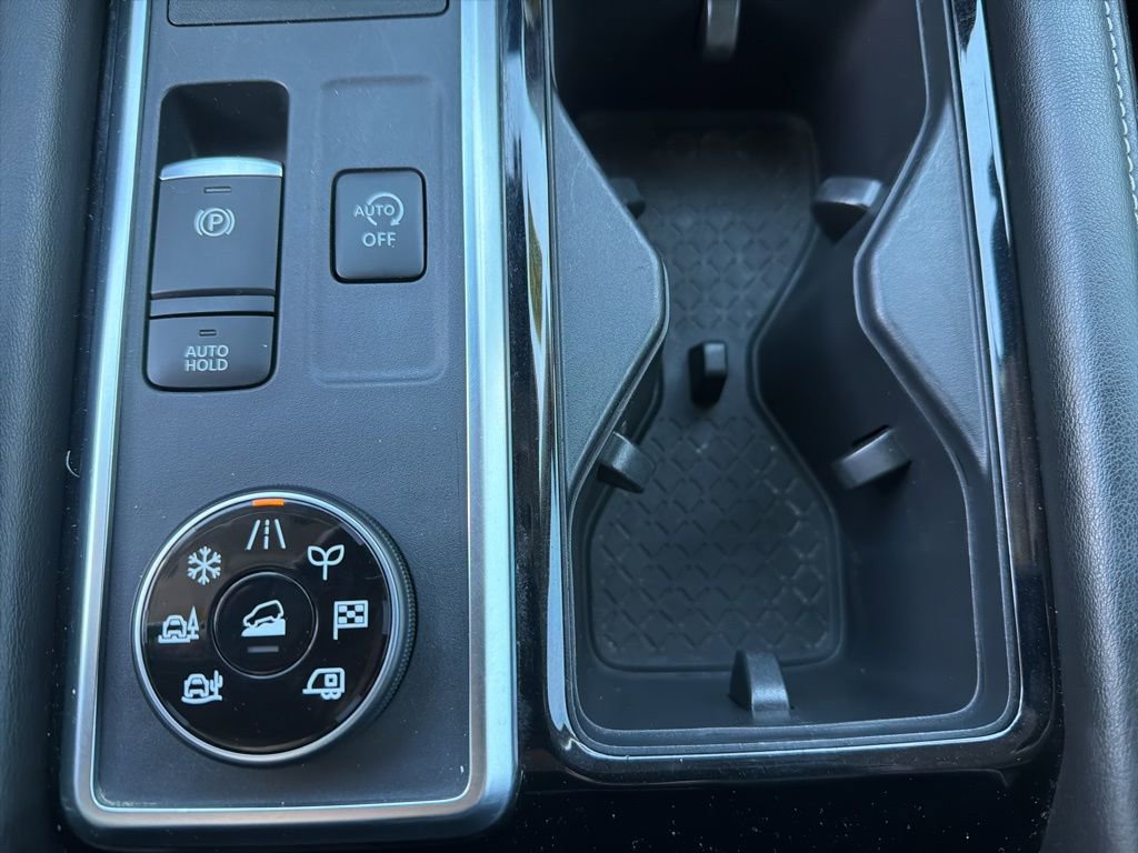 Used 2023 Nissan Pathfinder SL w/ SL Premium Package image 25