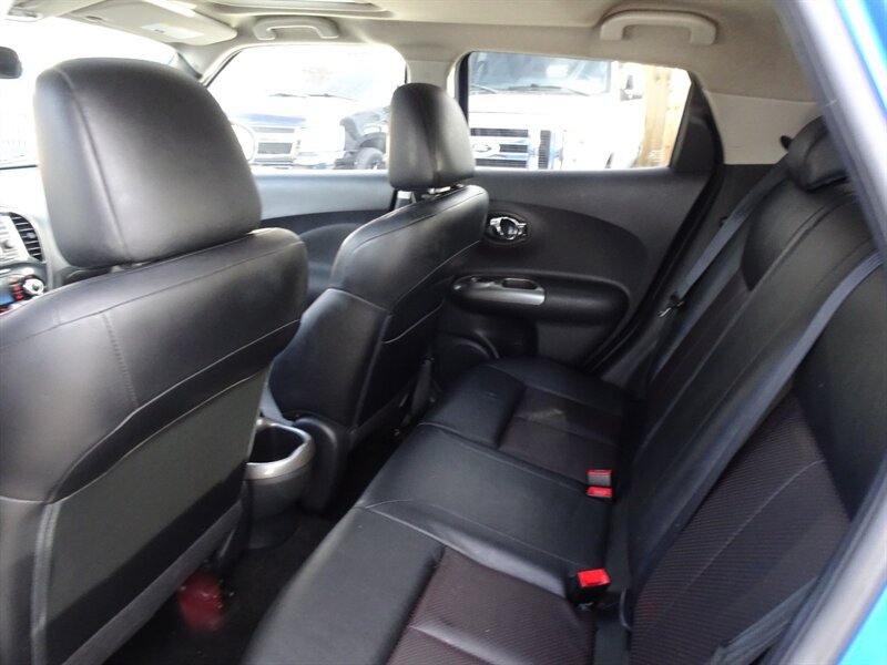 Used 2011 Nissan Juke SL AWD/4WD image 15