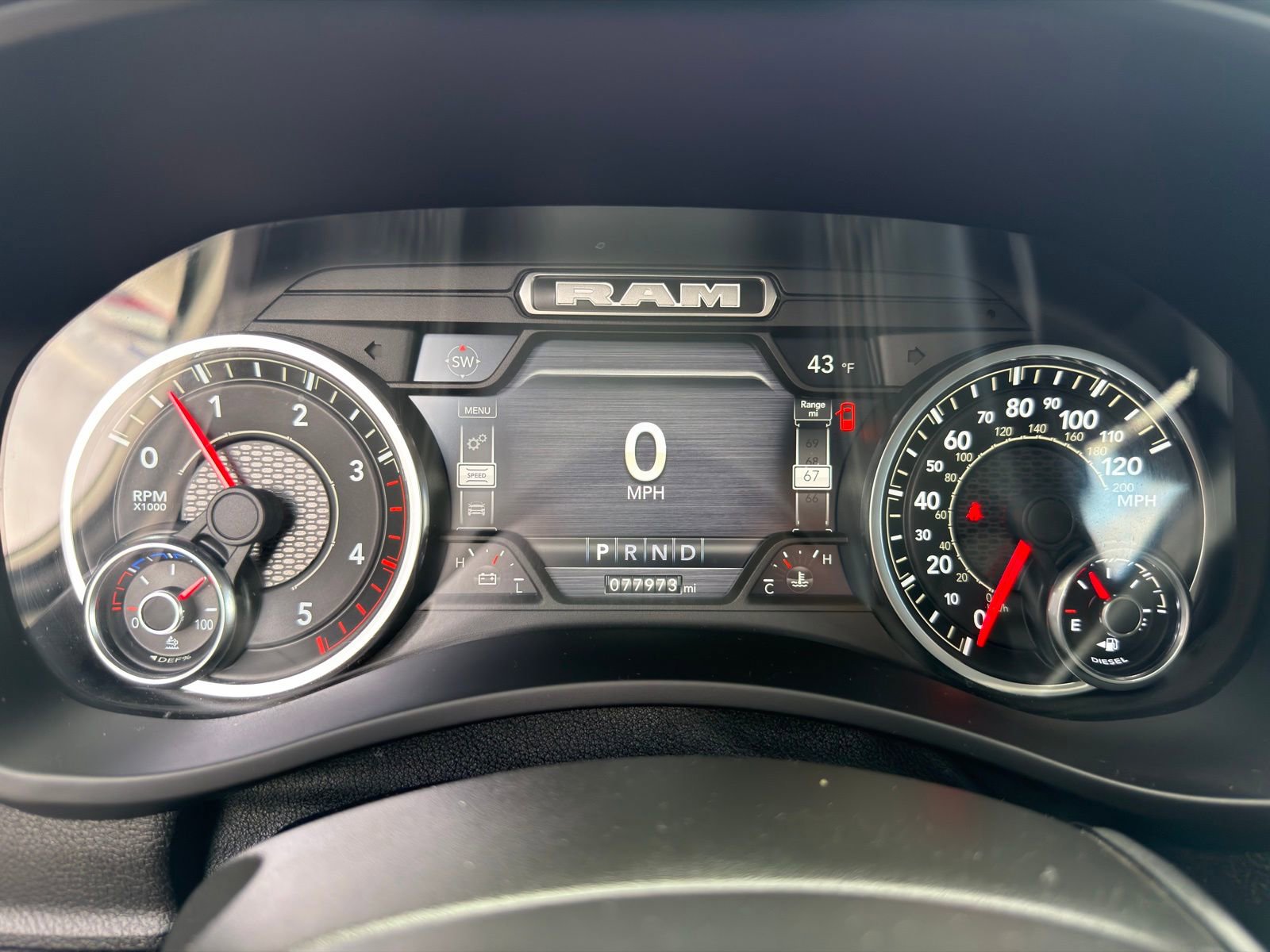 Used 2023 RAM 3500 Laramie AWD/4WD image 22
