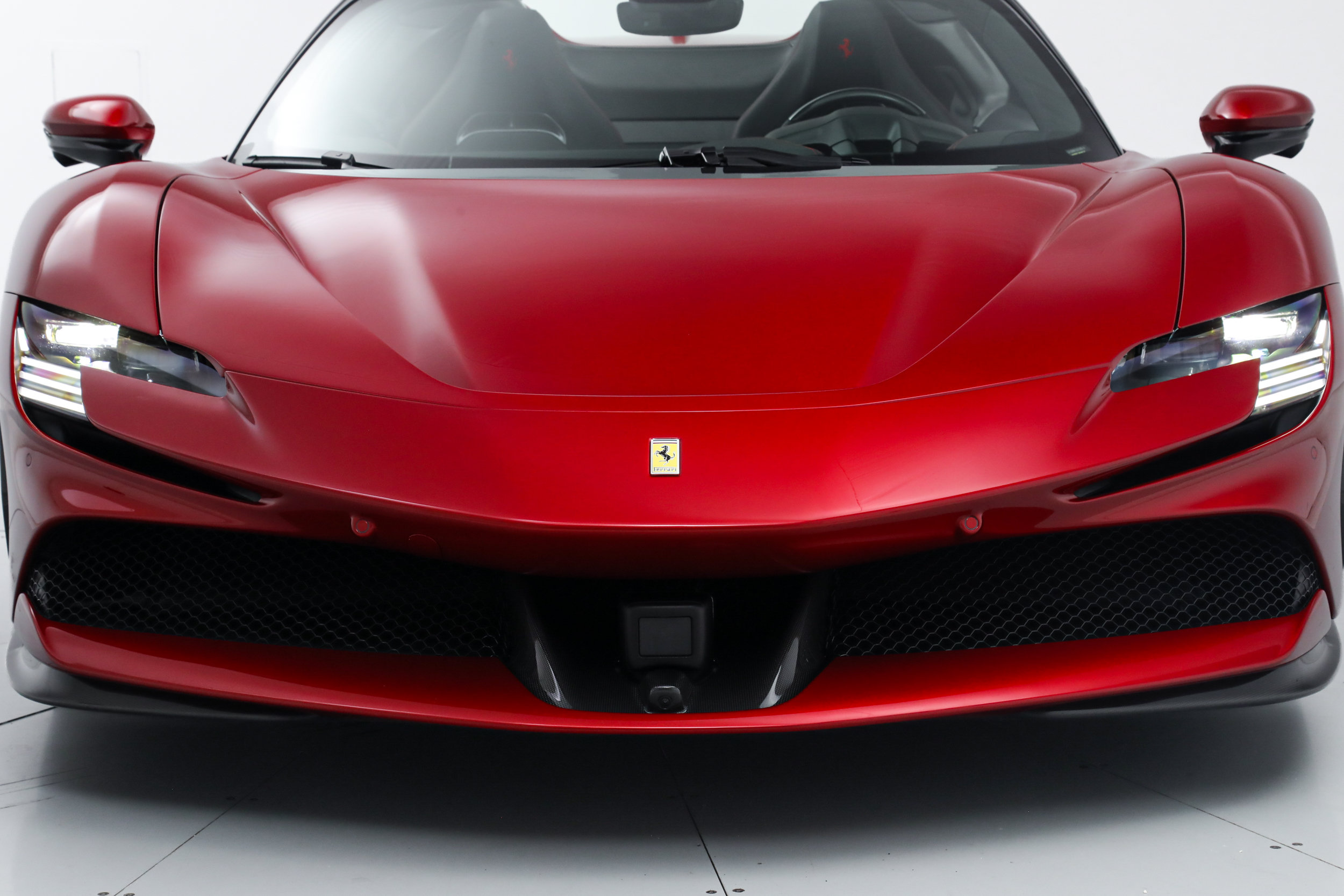 Certified 2025 Ferrari SF90 Spider AWD/4WD image 19