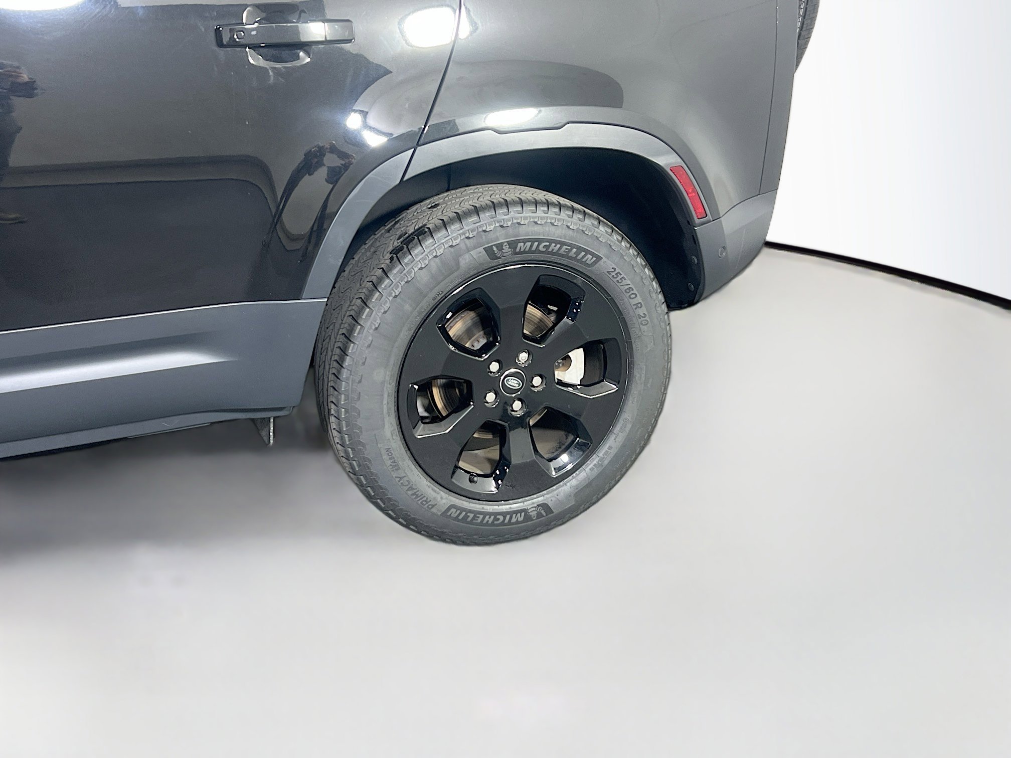 Used 2024 Land Rover Defender 110 S AWD/4WD image 29