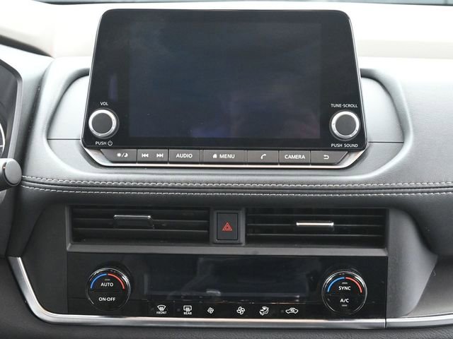Used 2023 Nissan Rogue SV FWD image 26