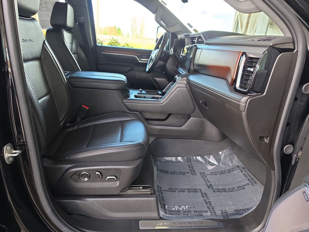 Certified 2025 GMC Sierra 3500 Denali w/ Denali Reserve Package image 35