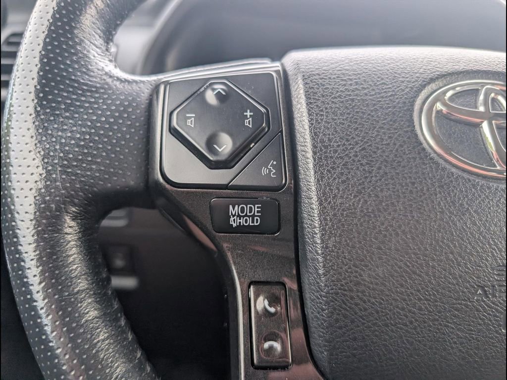 Used 2024 Toyota 4Runner TRD Off-Road Premium AWD/4WD image 13