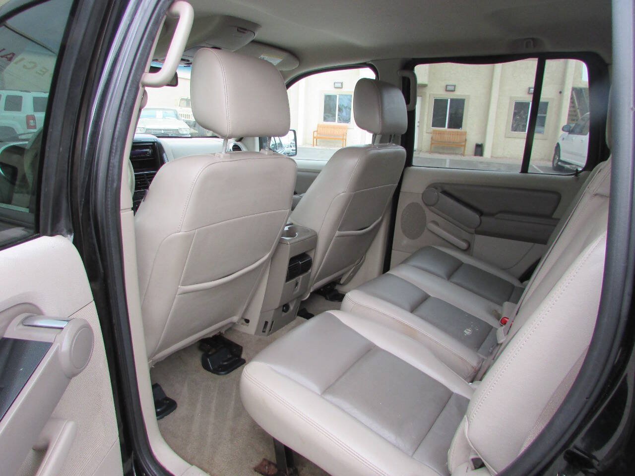 Used 2006 Ford Explorer XLT AWD/4WD image 21