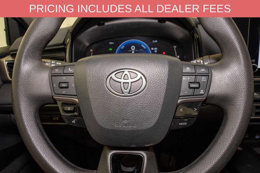 Used 2025 Toyota Camry LE FWD image 18