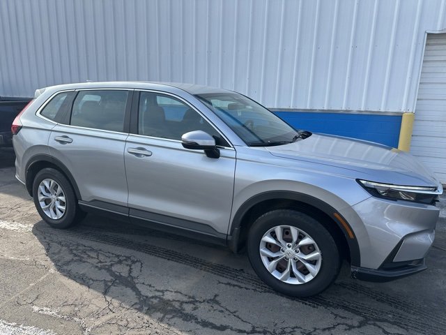 Used 2023 Honda CR-V LX image 2