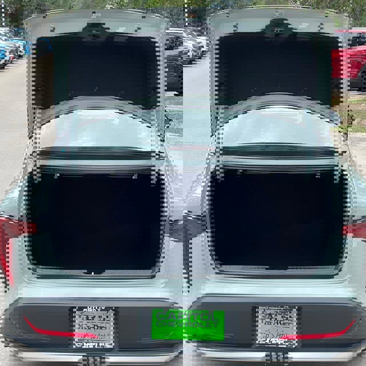 Used 2025 Kia K4 EX image 25