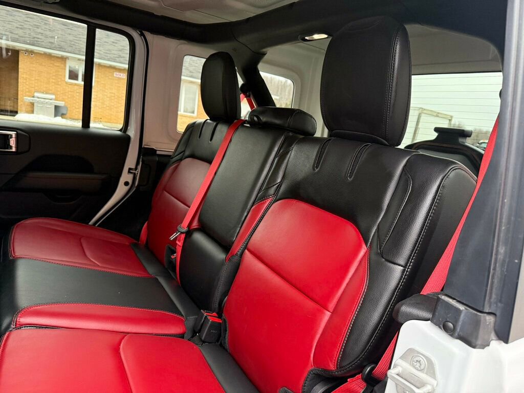 Used 2023 Jeep Wrangler Unlimited Rubicon 4xe image 37
