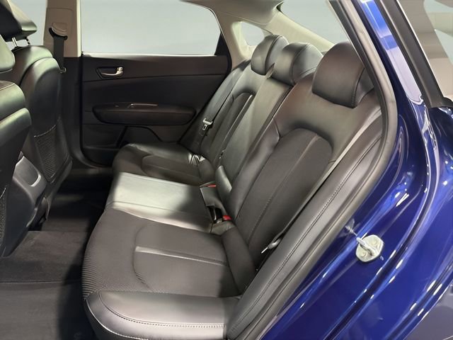 Used 2020 Kia Optima S image 27