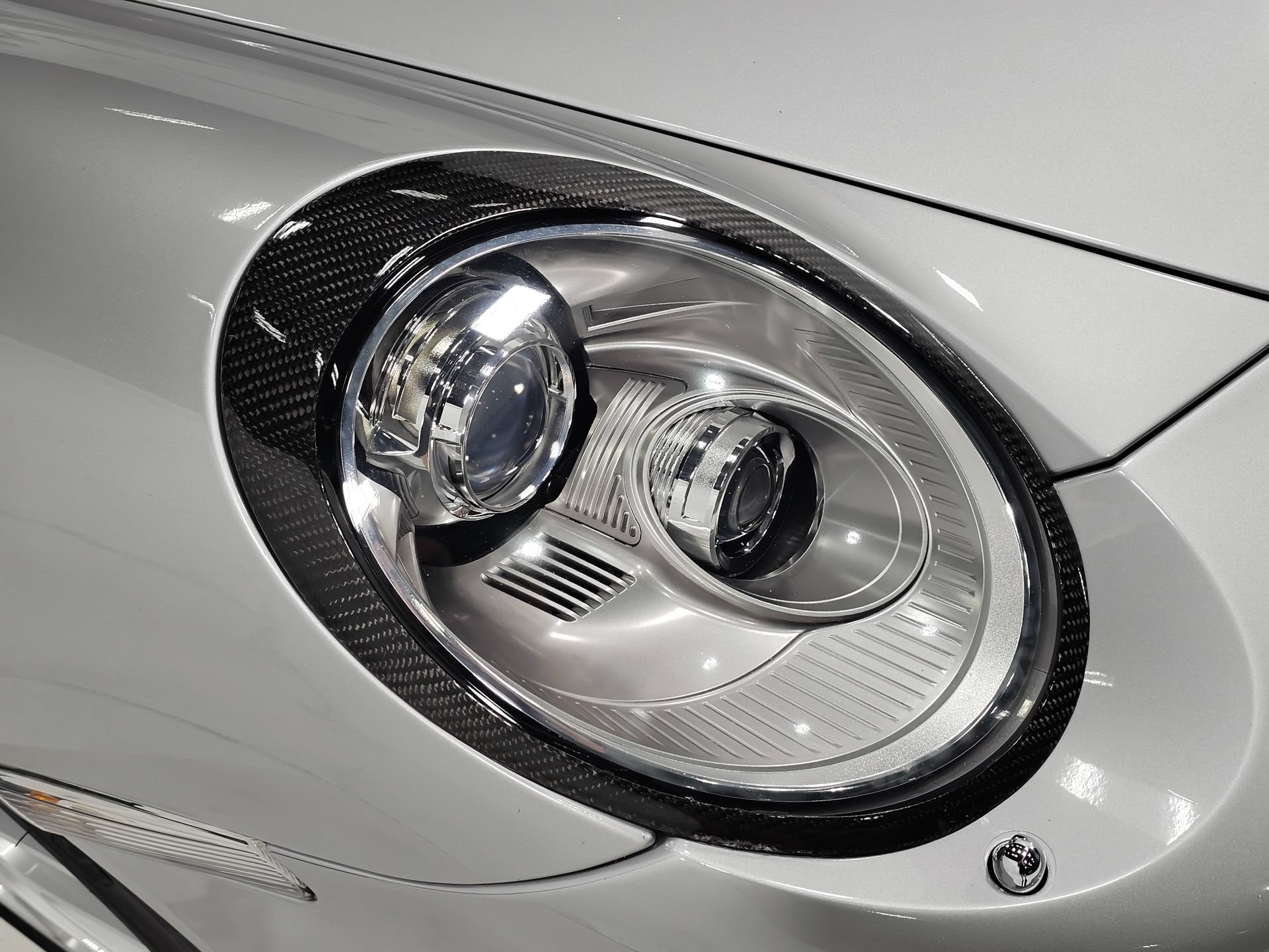 Used 2011 Porsche 911 Turbo S AWD/4WD image 7