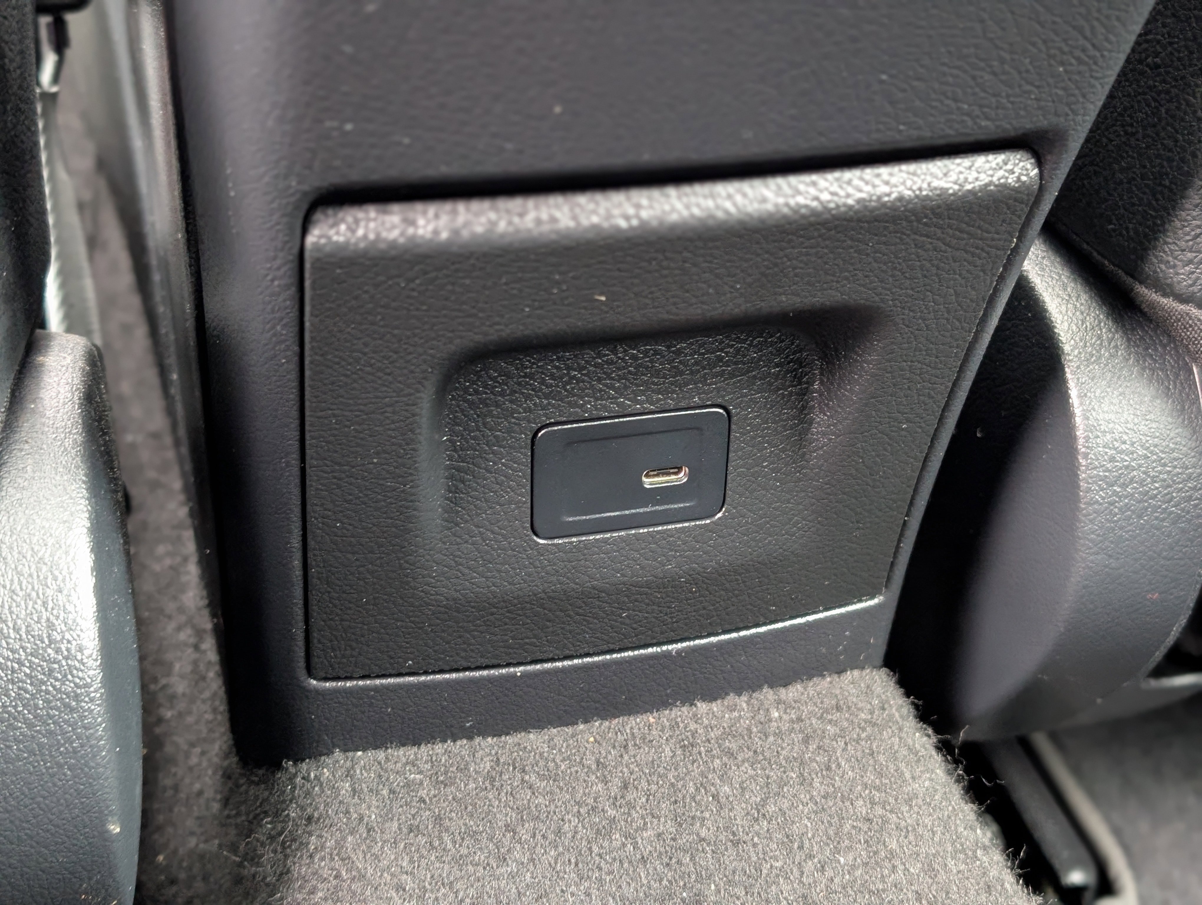 Used 2022 Mercedes-Benz CLA 35 AMG 4MATIC image 44