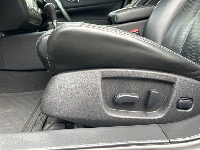 Used 2014 Nissan Maxima 3.5 SV w/ Sport Package image 33