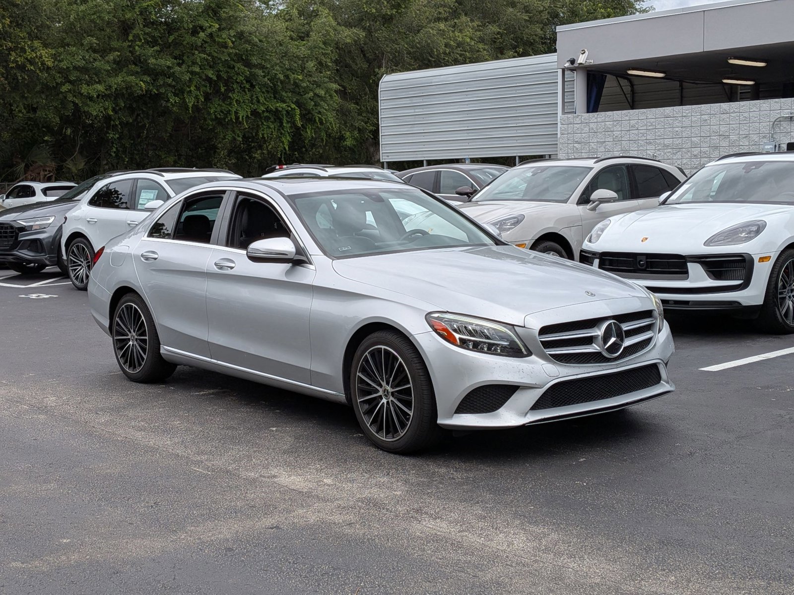 Used 2021 Mercedes-Benz C 300 Sedan image 5