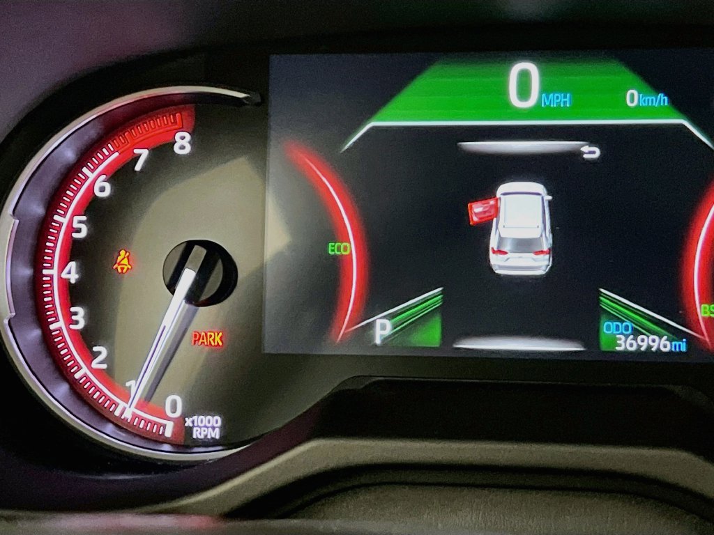 Used 2025 Toyota RAV4 XLE Premium FWD image 19