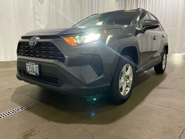 Used 2019 Toyota RAV4 LE w/ Carpet Mat Package image 22